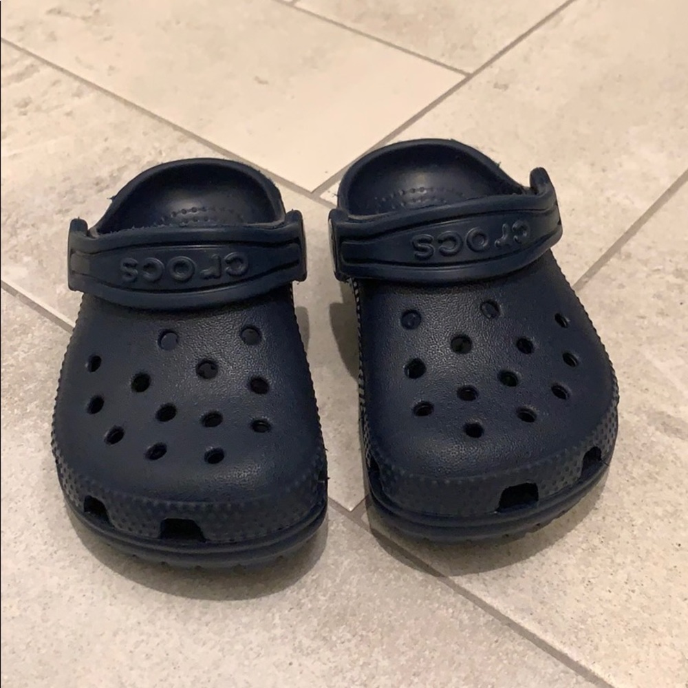 Baby Crocs in Navy